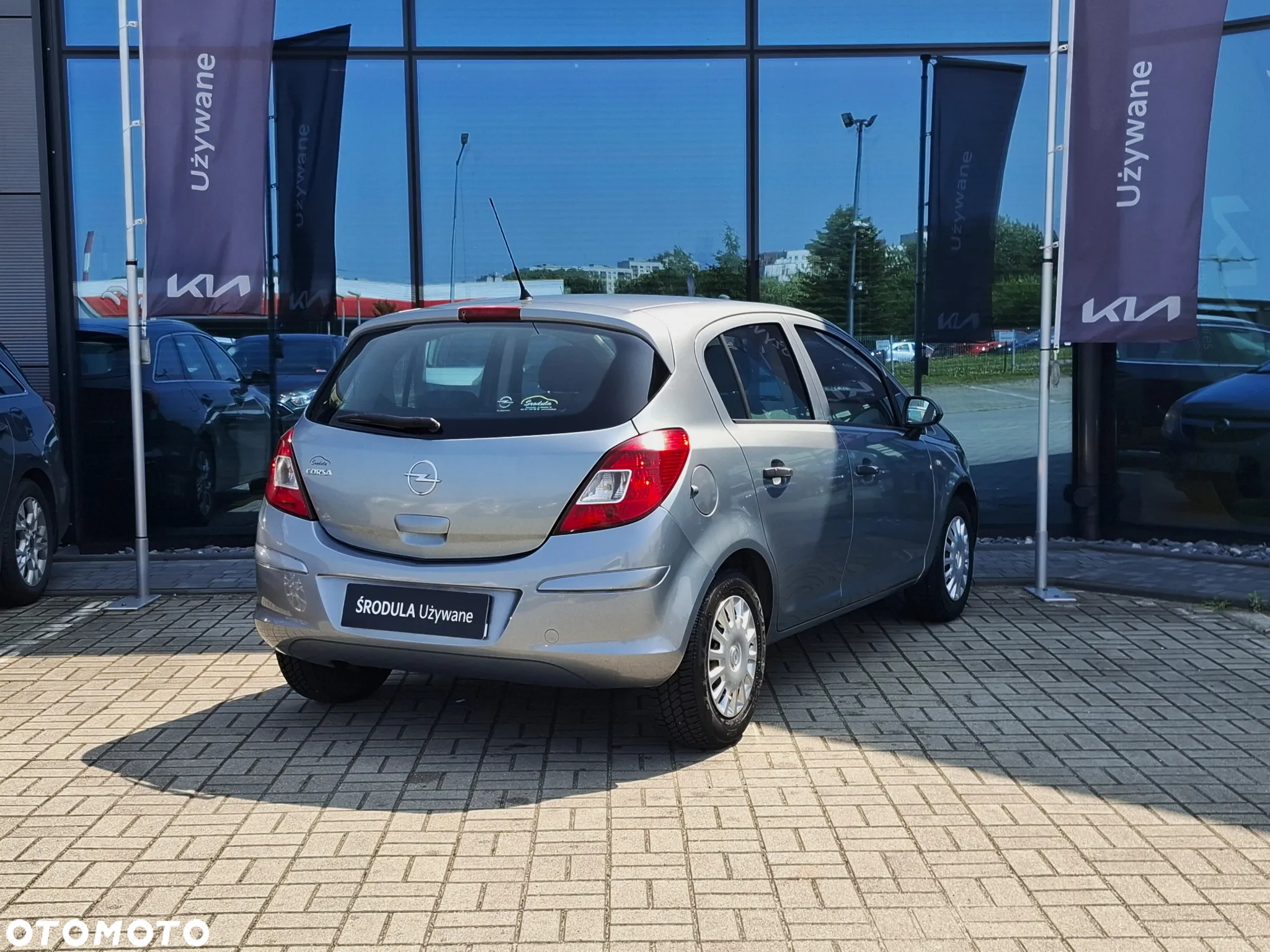 Opel Corsa 1.2 16V Essentia - 7
