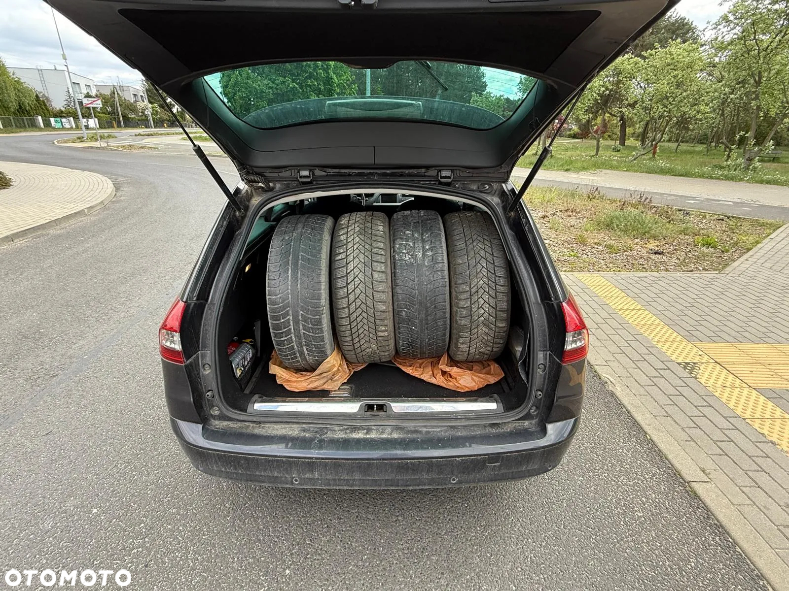 Citroën C5 Tourer HDi 135 FAP Confort - 16