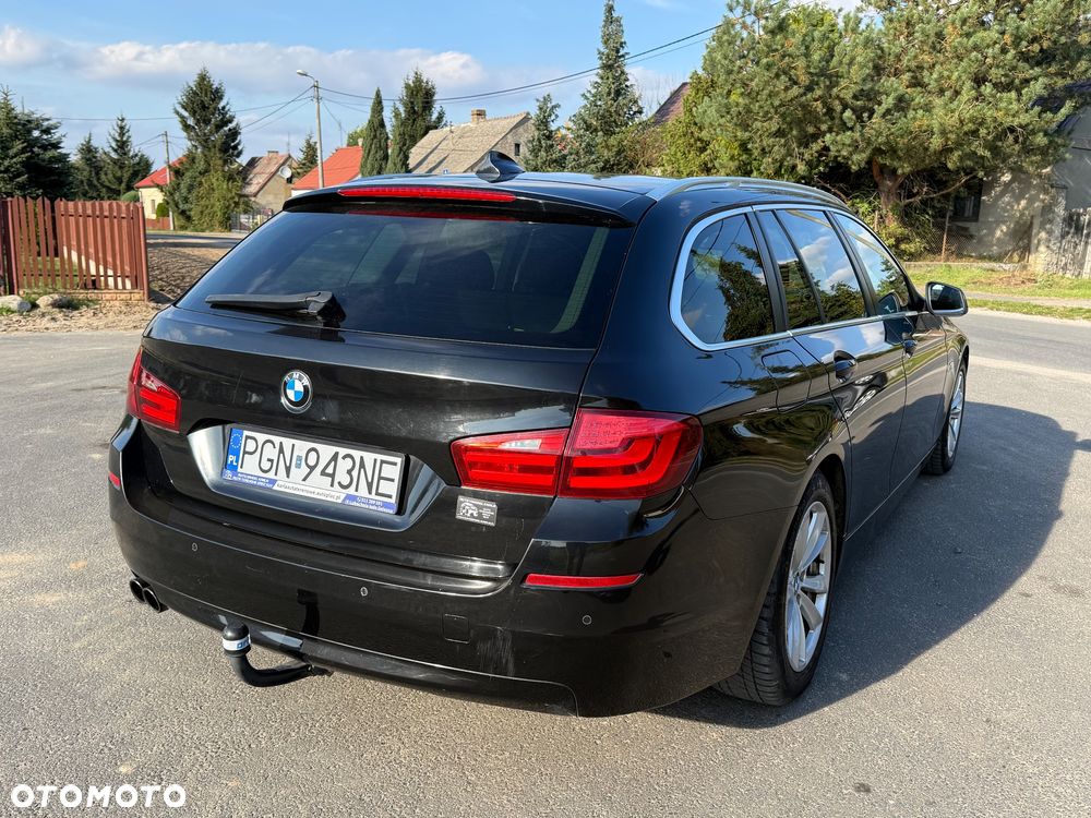 BMW Seria 5 520d Sport-Aut - 11