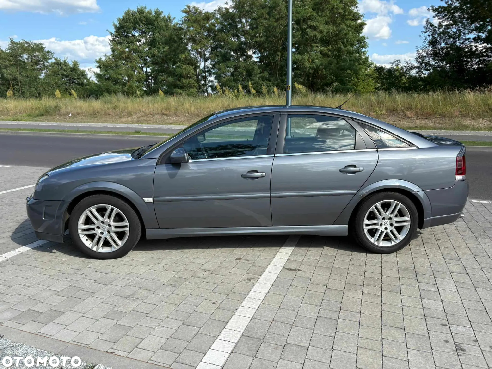 Opel Vectra 1.9 CDTI Cosmo - 4