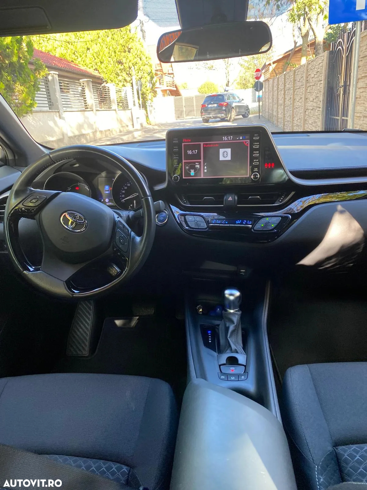 Toyota C-HR - 8