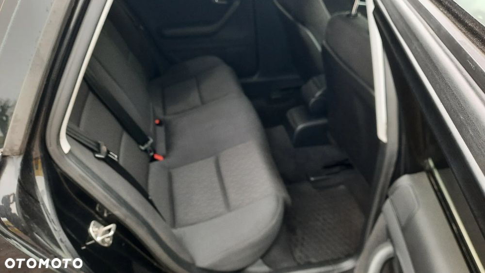 Audi A4 Avant 1.6 - 14