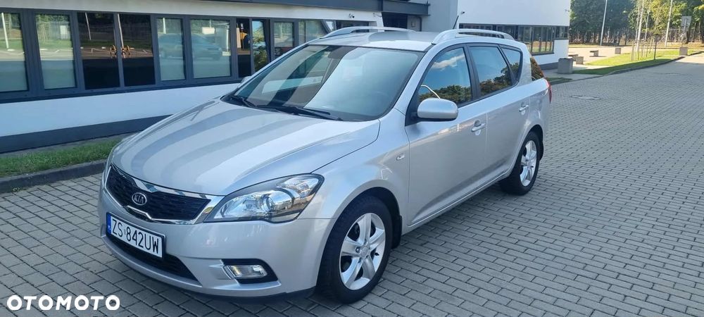 Kia Ceed 1.4 CVVT Attract - 1