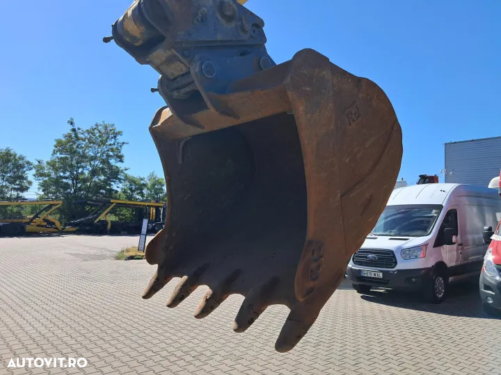 Komatsu pc240lc-11 - 13