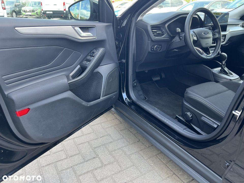Ford Focus - 11