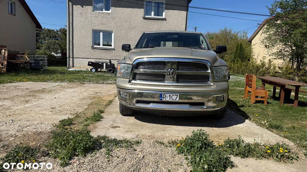 Dodge RAM - 2