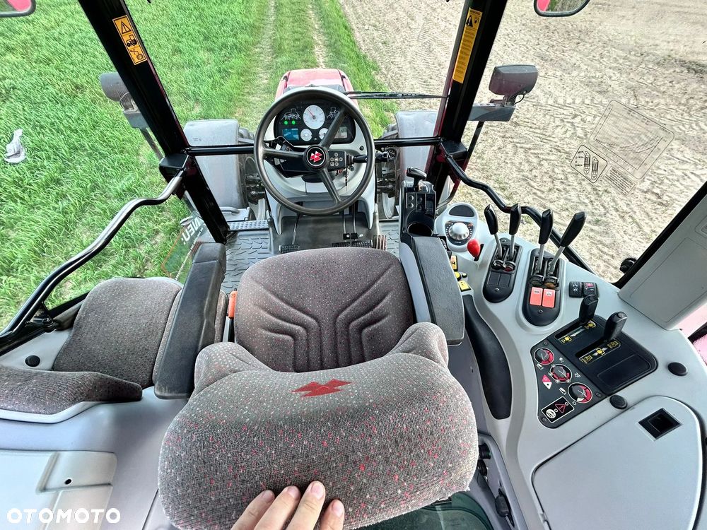 Massey Ferguson - 11