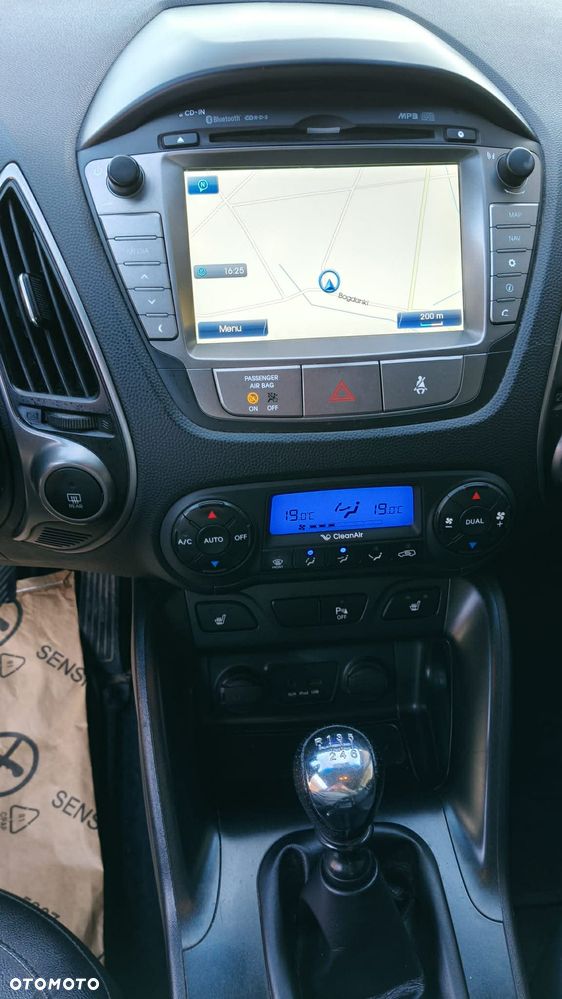 Hyundai ix35 1.7 CRDi 2WD blue Comfort - 19