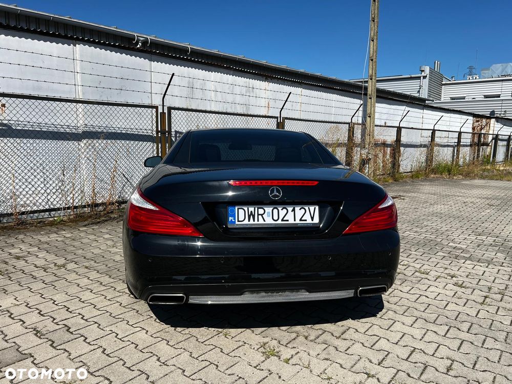 Mercedes-Benz SL - 11