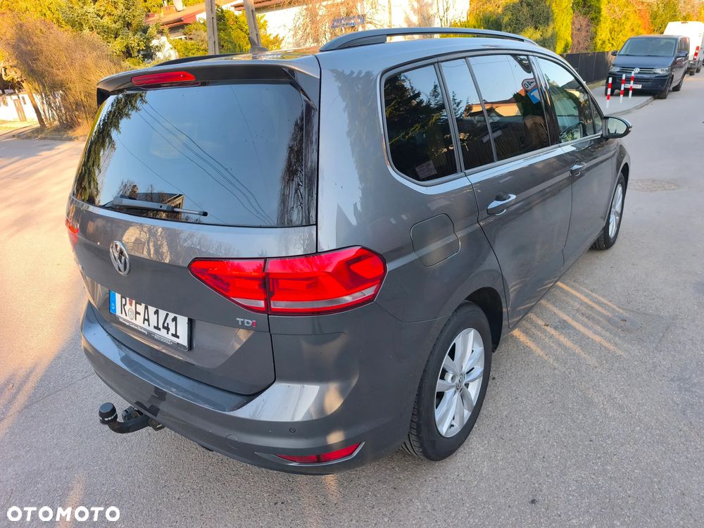Volkswagen Touran 1.6 TDI BMT Comfortline - 4