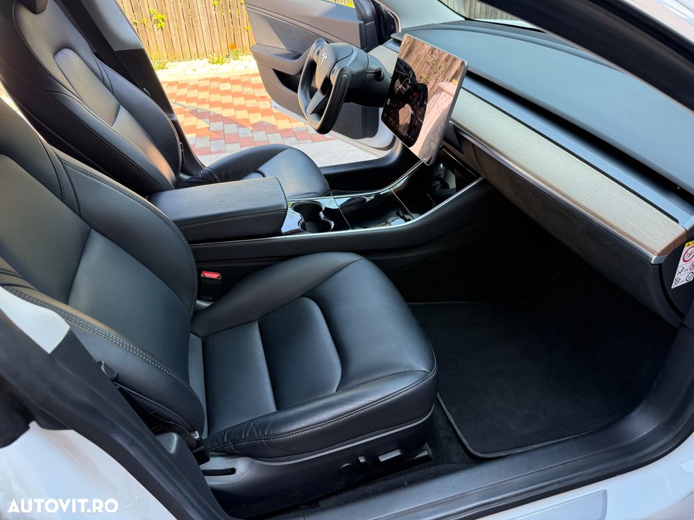 Tesla Model 3 Langstreckenbatterie Allradantrieb Dual Motor - 7