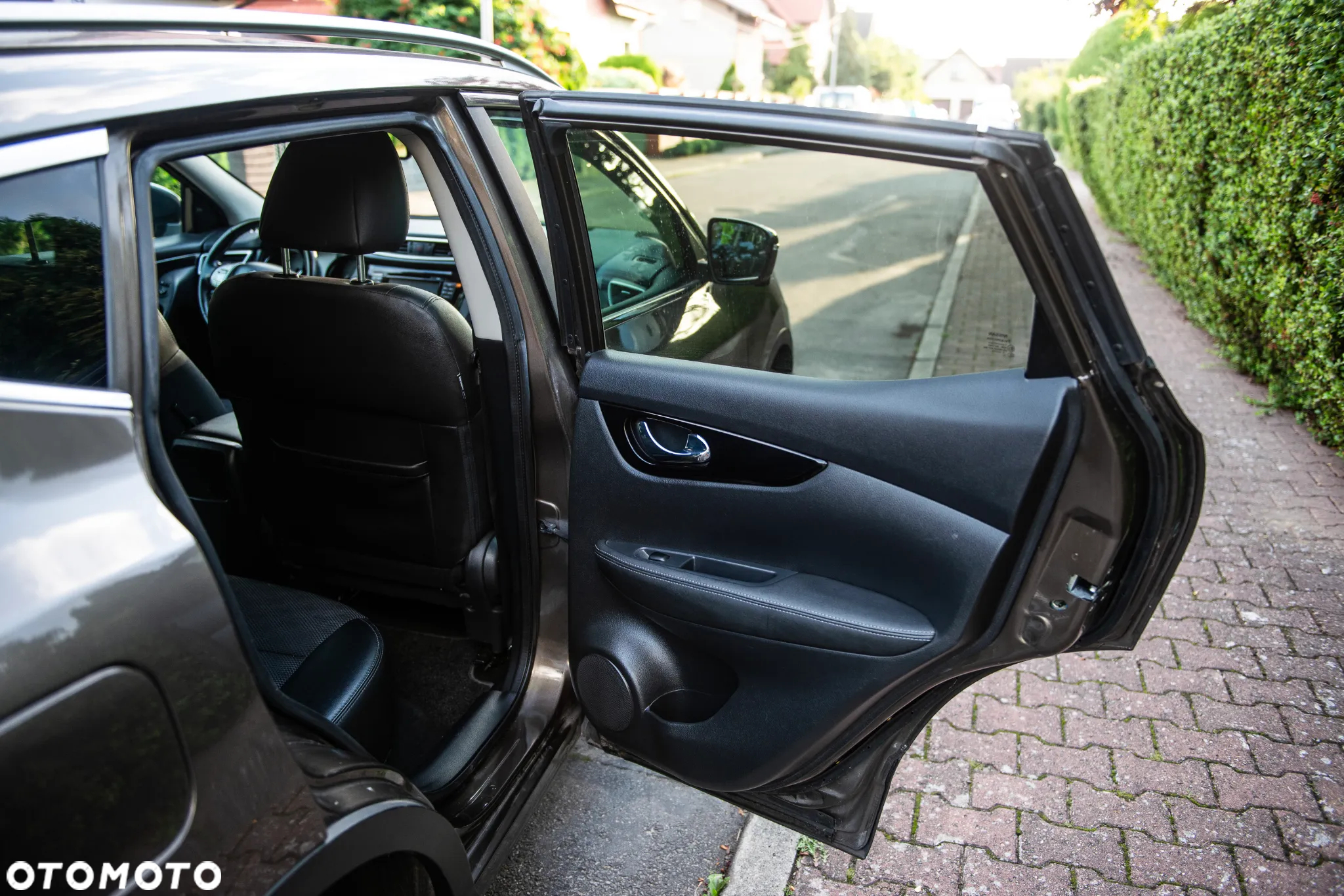 Nissan Qashqai 1.2 DIG-T Xtronic N-Connecta - 24