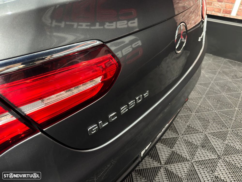 Mercedes-Benz GLC 250 d Coupé AMG Line 4-Matic - 7
