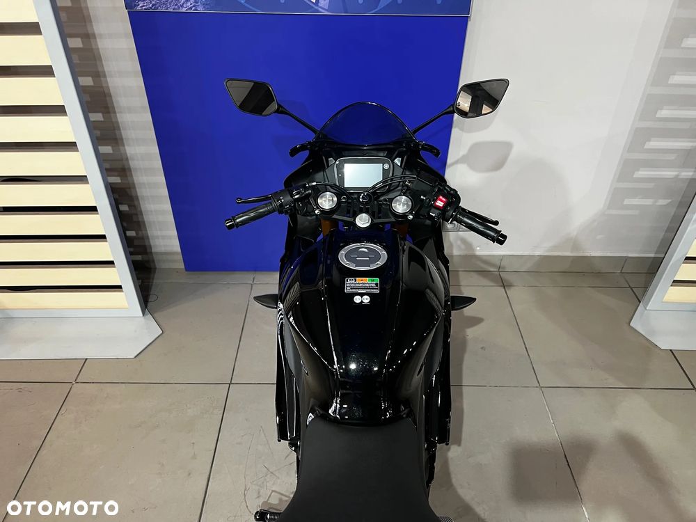 Yamaha R125 - 17