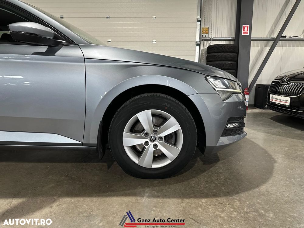 Skoda Superb 2.0 TDI 4X4 DSG Style - 37