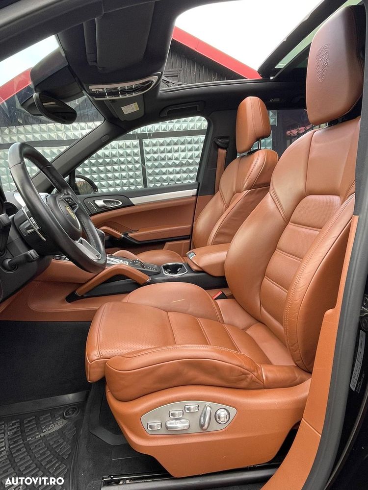 Porsche Cayenne Tiptronic S - 21