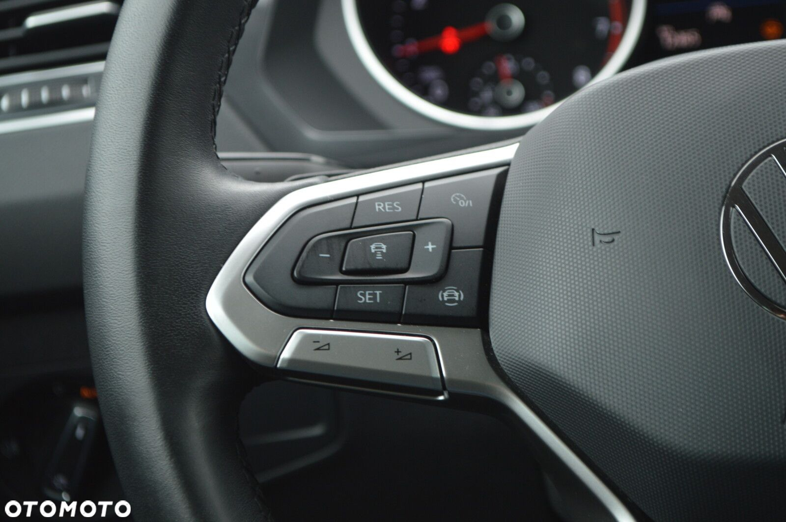 Volkswagen Tiguan 1.5 TSI EVO Life DSG - 11