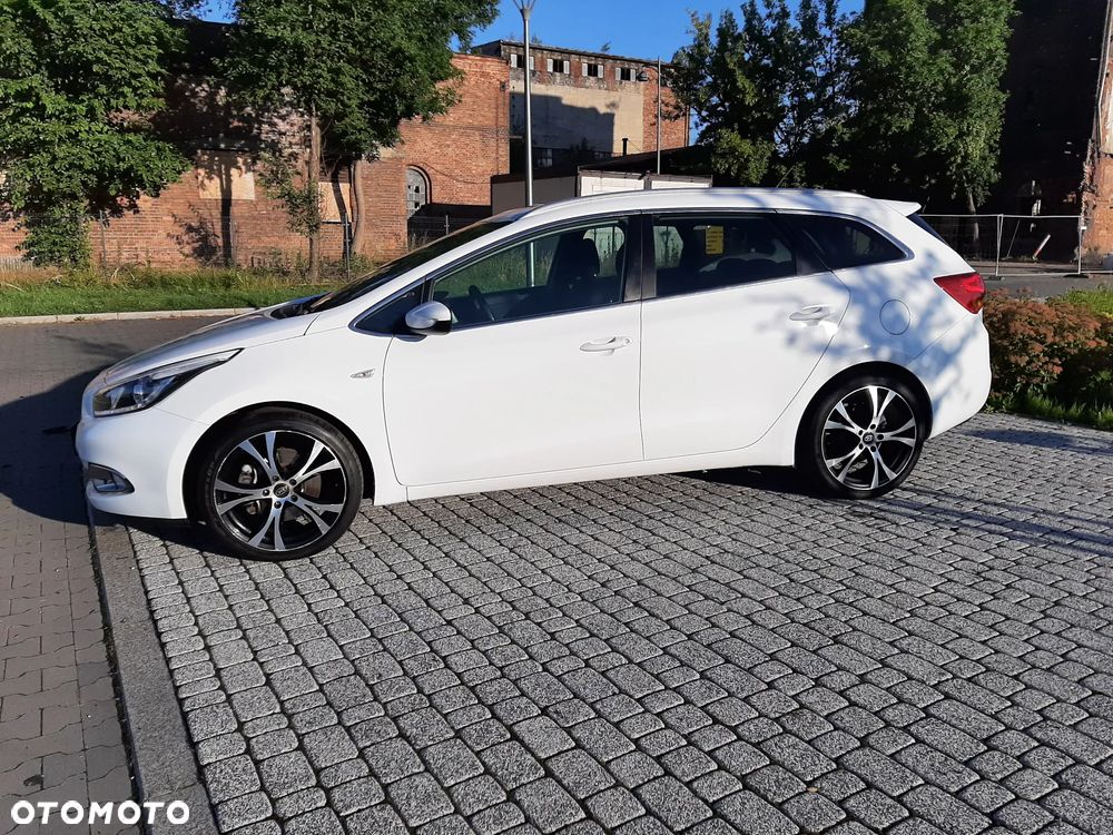 Kia Ceed 1.6 GDI Spirit - 4