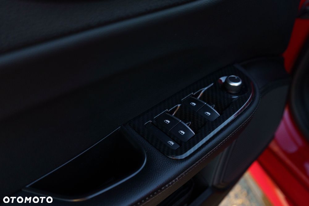Alfa Romeo Giulia 2.0 Turbo Veloce Q4 - 34
