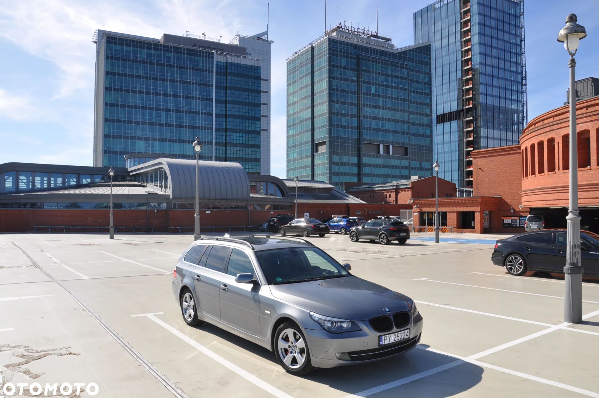 BMW Seria 5 530xi Touring - 1