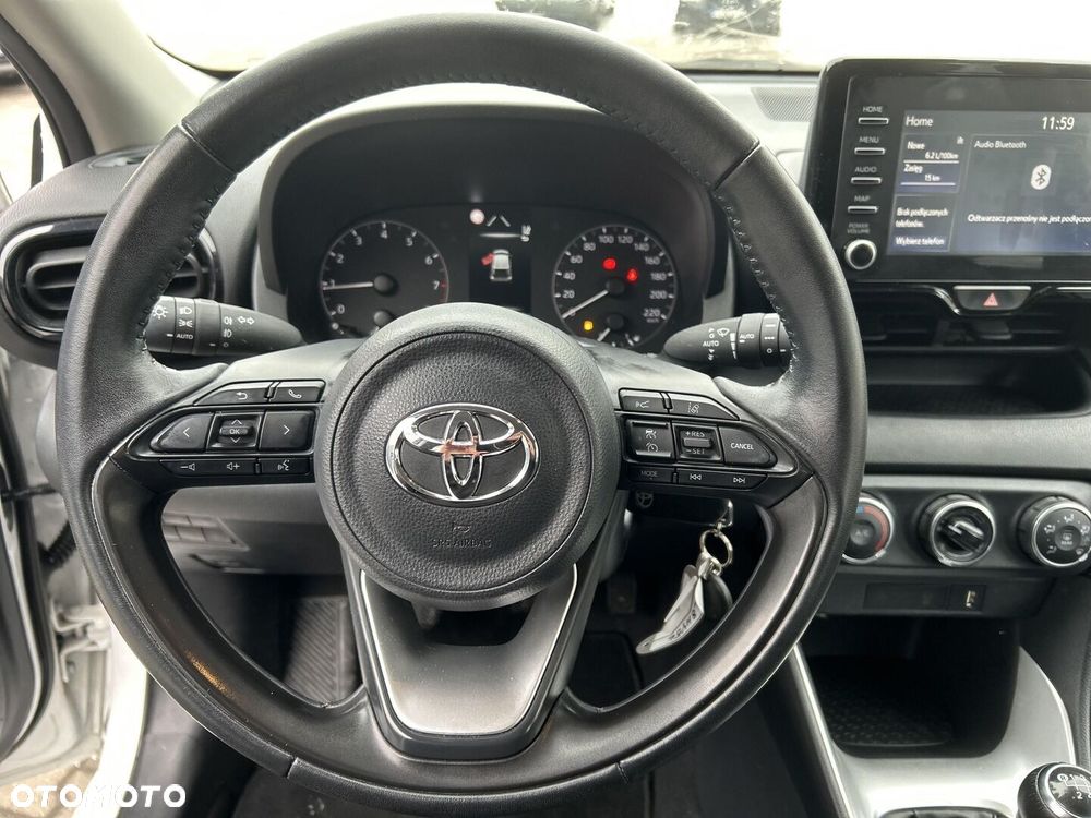 Toyota Yaris - 16