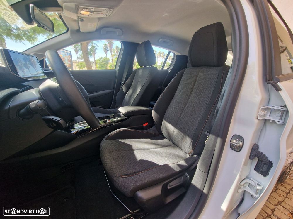 Peugeot e-208 50 kWh Style - 28