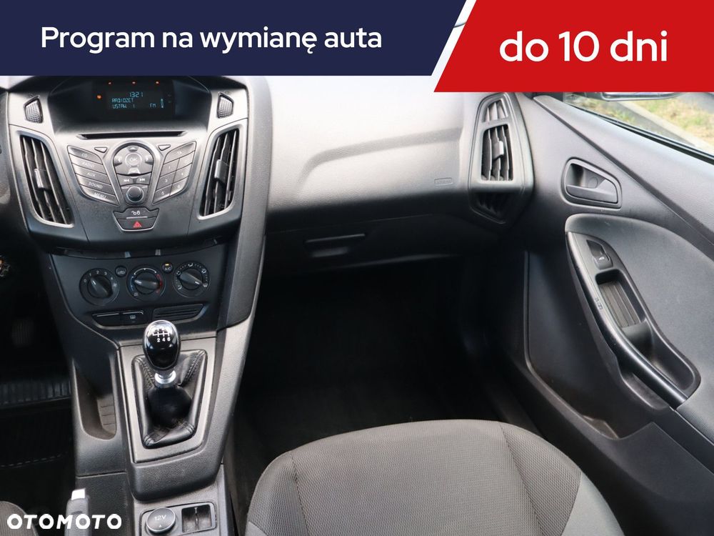 Ford Focus - 10