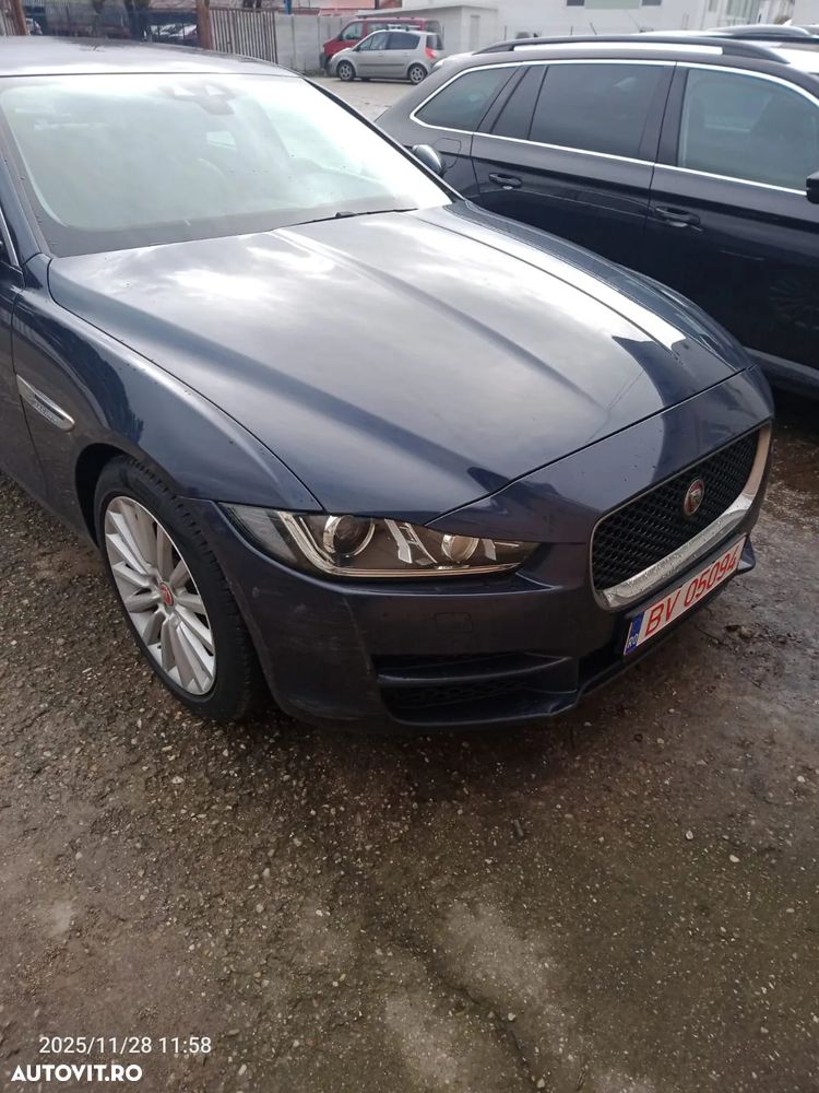 Jaguar XE 20d Aut. Prestige - 18