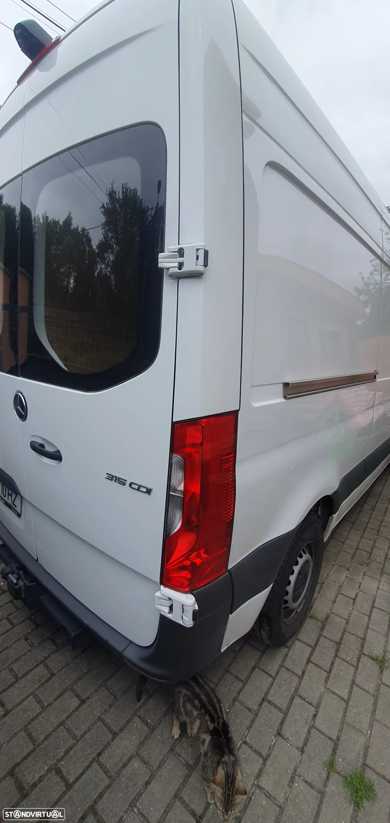 Mercedes-Benz Sprinter - 10