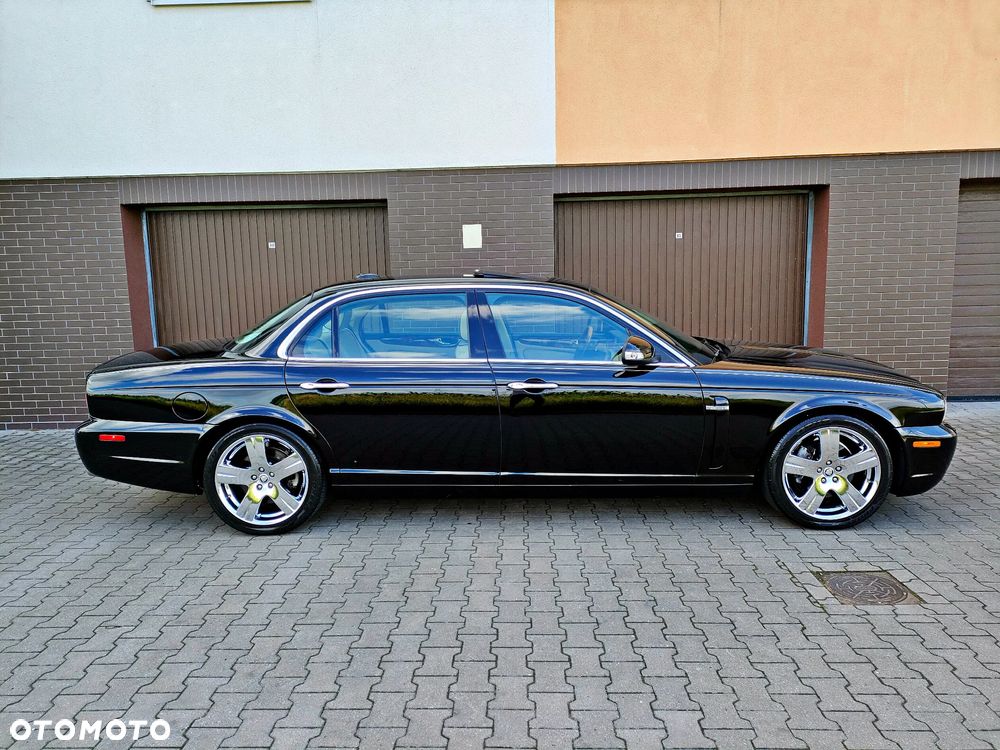 Jaguar XJ XJ8 4.2 Executive - 7