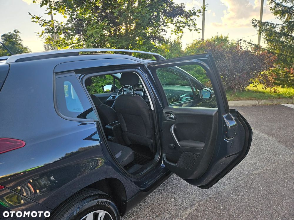 Peugeot 2008 PureTech 82 Style - 33