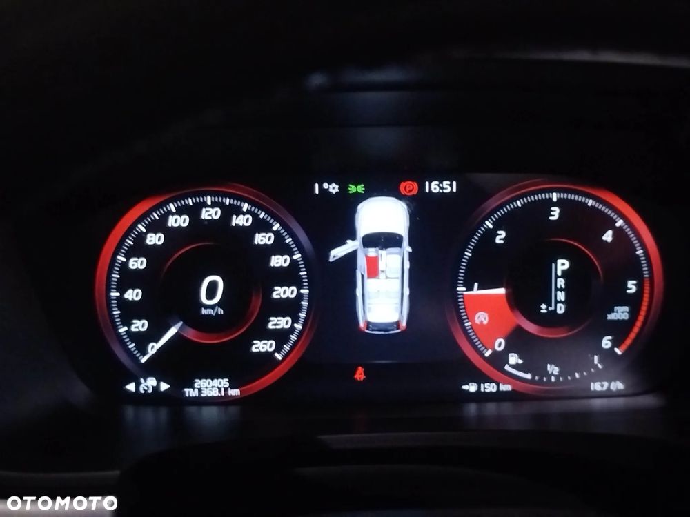 Volvo V90 D3 Momentum Pro - 22