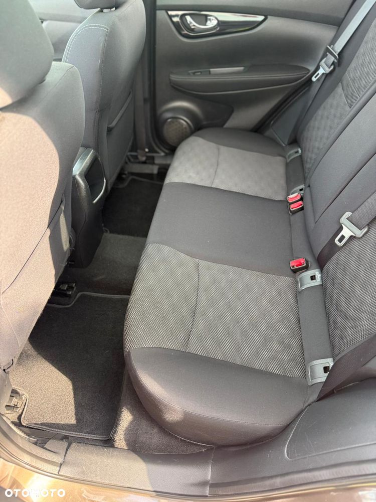 Nissan Qashqai 1.6 dCi Xtronic TEKNA+ - 11