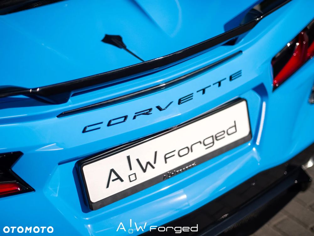 Chevrolet Corvette - 13