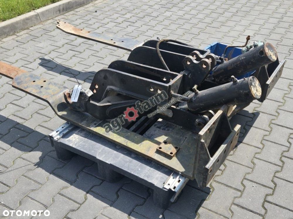 TUZ, przedni podnośnik, Same Titan 190 - 3