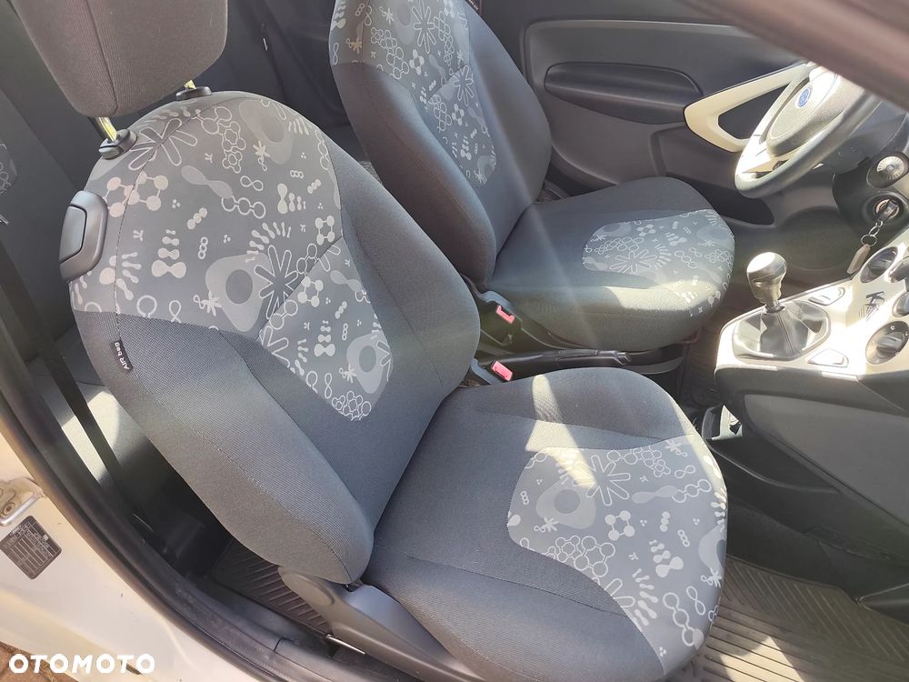 Ford KA 1.2 Titanium EU5 - 15