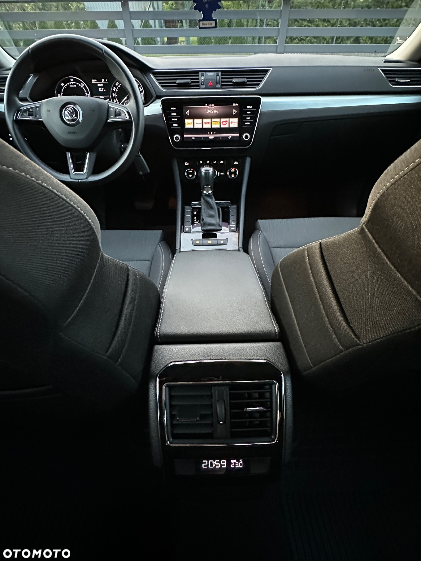Skoda Superb 2.0 TDI Ambition DSG7 - 24