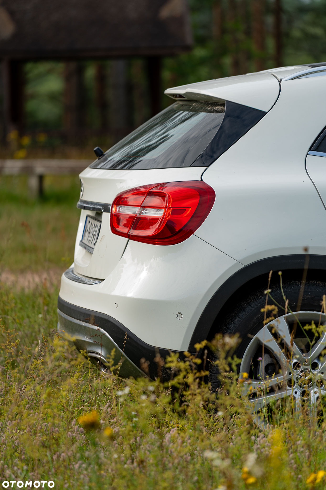 Mercedes-Benz GLA - 4