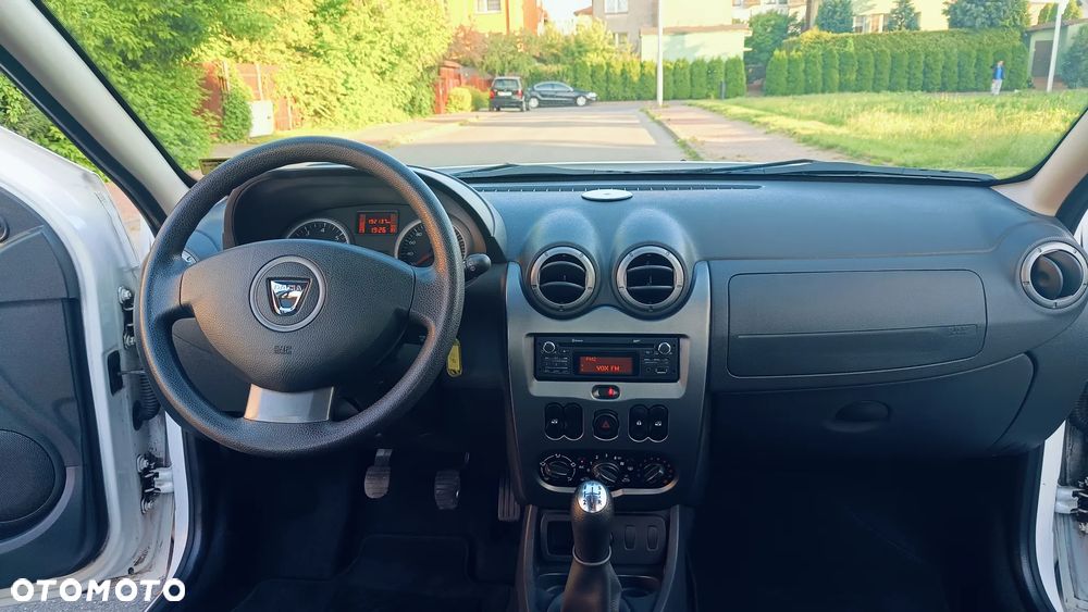 Dacia Duster 1.6 16V 4x2 - 22