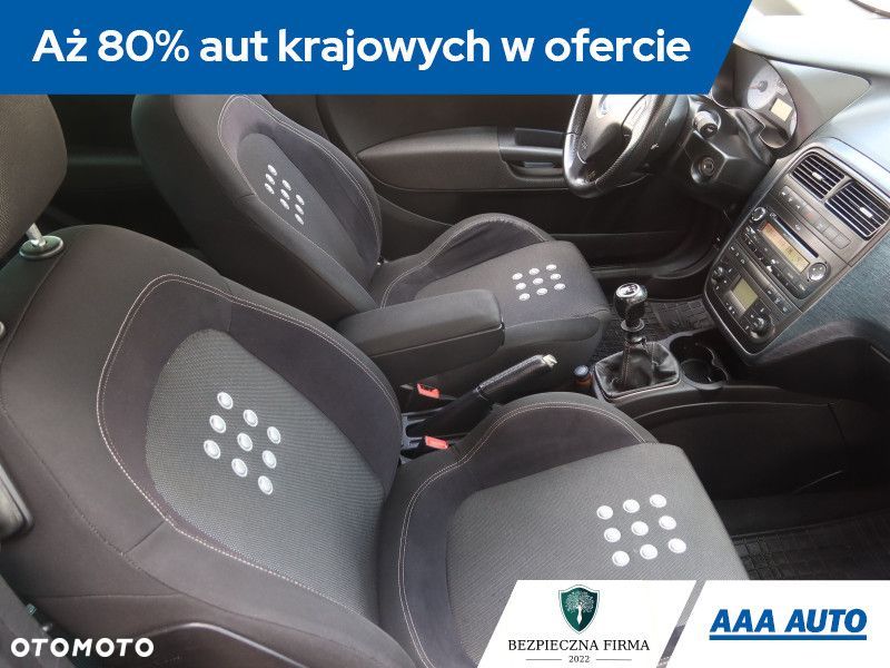 Fiat Grande Punto - 11