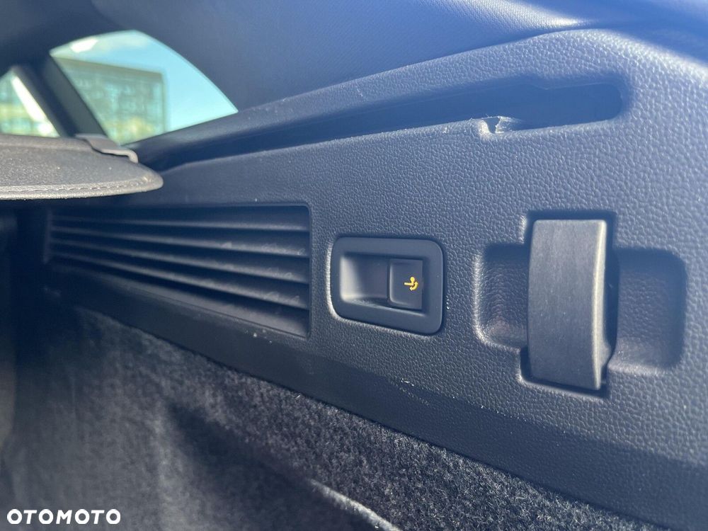 Volkswagen Arteon 2.0 TSI R-Line DSG - 36