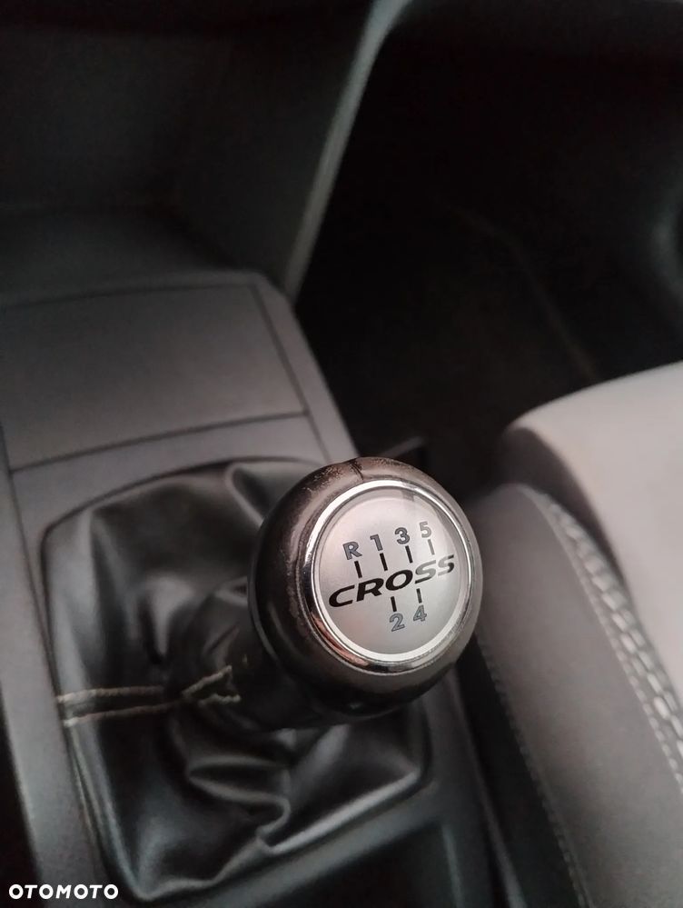 Volkswagen Polo 1.6 Trendline - 22