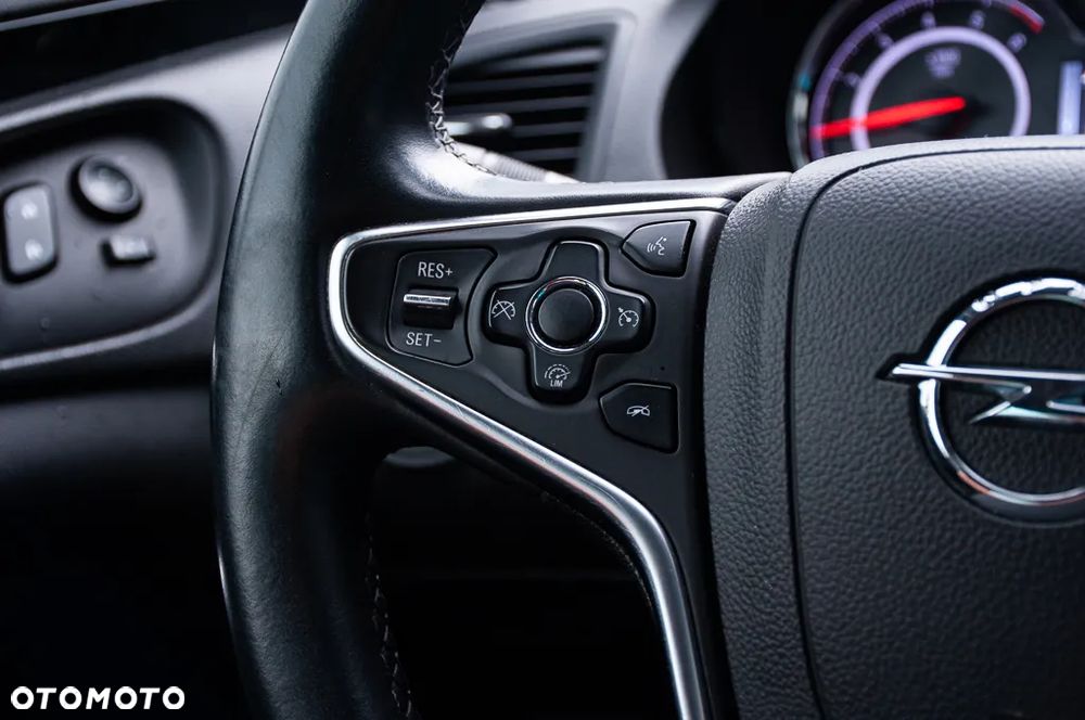 Opel Insignia 2.0 CDTI Sports Tourer ecoFLEXStart/Stop Business Edition - 38