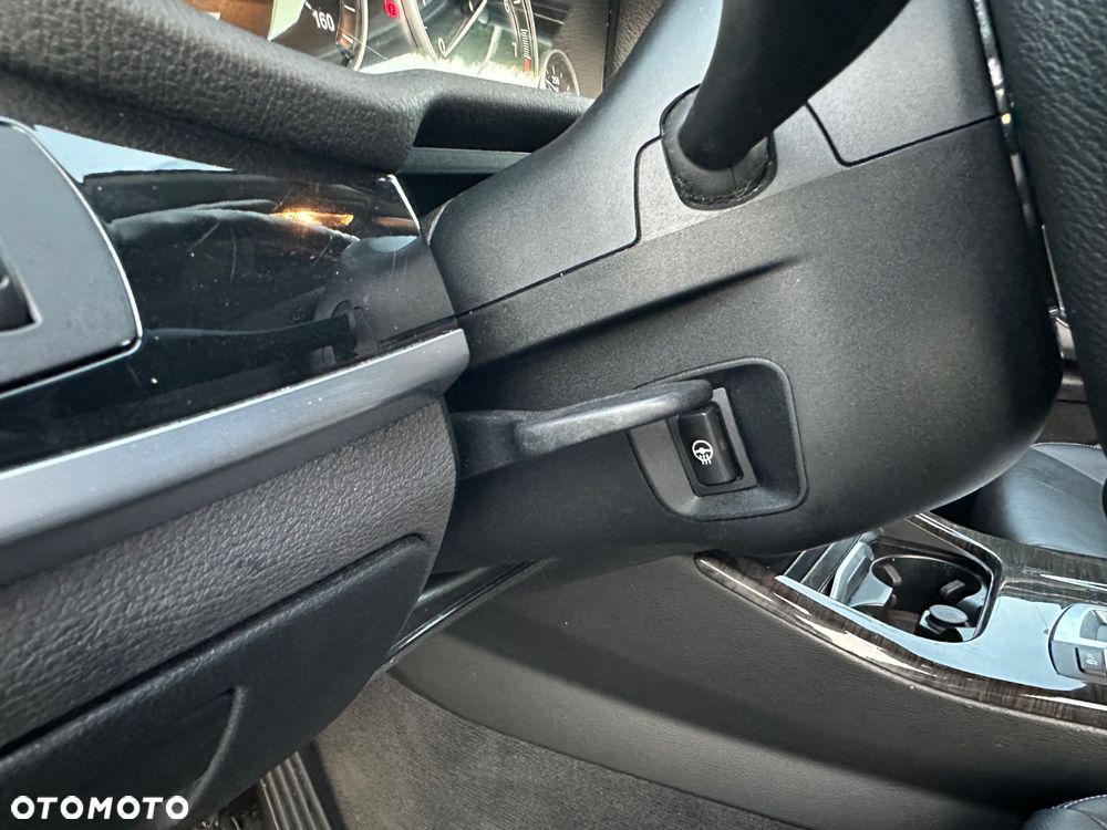 BMW X3 xDrive28i xLine - 22