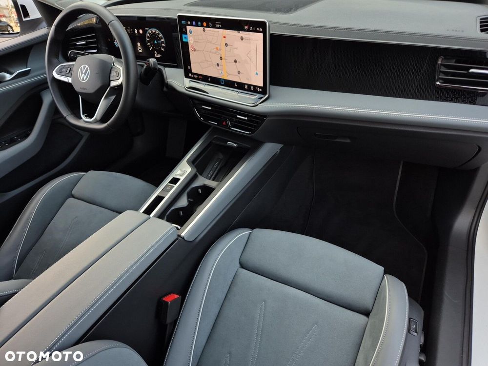 Volkswagen Passat - 10