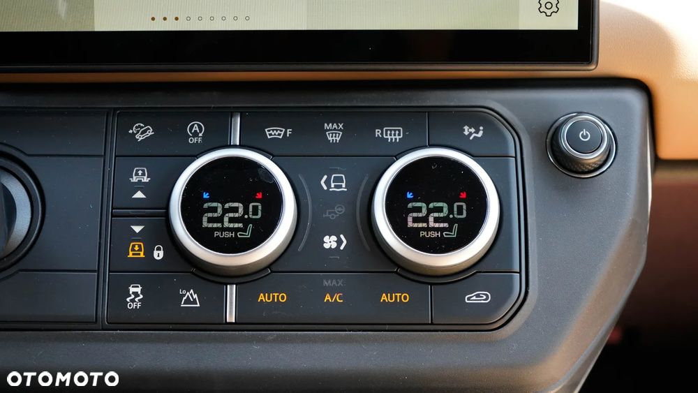 Land Rover Defender 3.0 D350 mHEV X-Dynamic HSE - 21