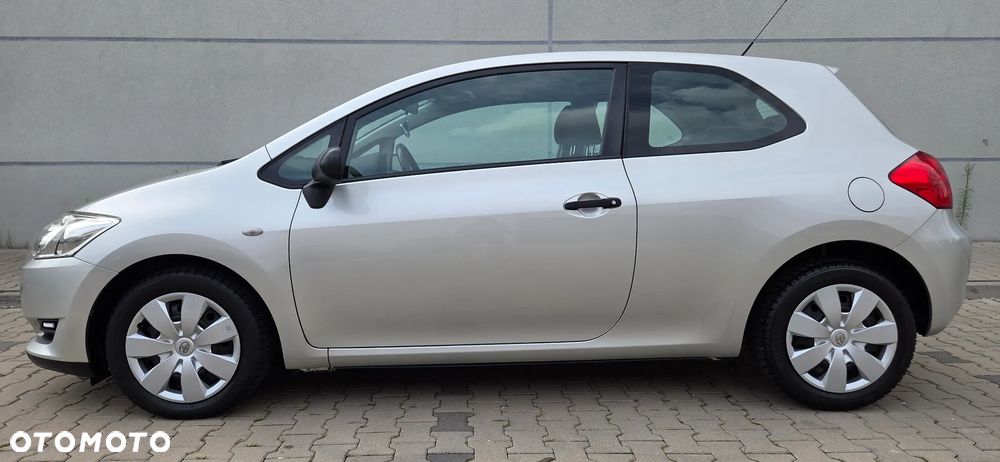Toyota Auris 1.33 VVT-i Life - 2