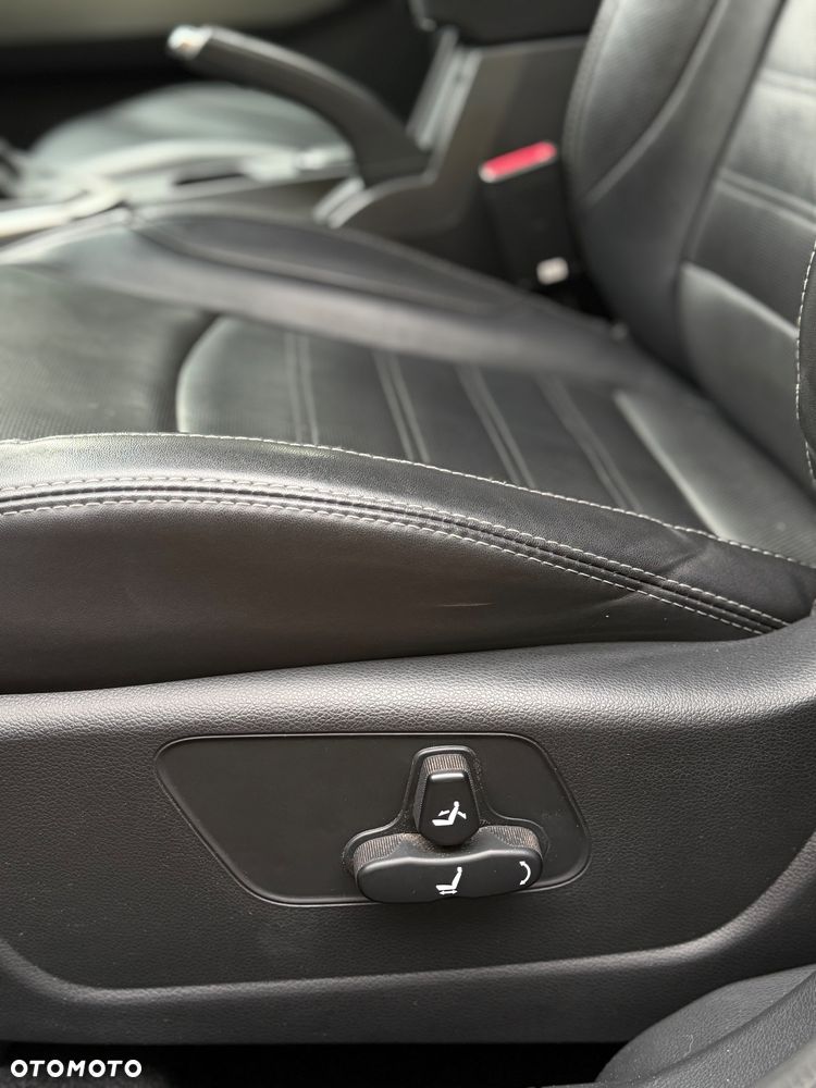 SsangYong/KGM Tivoli 1.6 Sapphire - 33