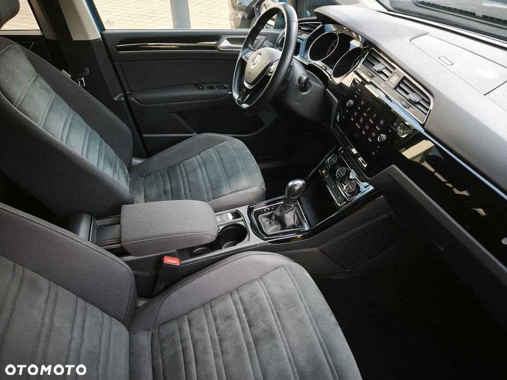 Volkswagen Touran 1.5 TSI EVO Highline DSG - 19