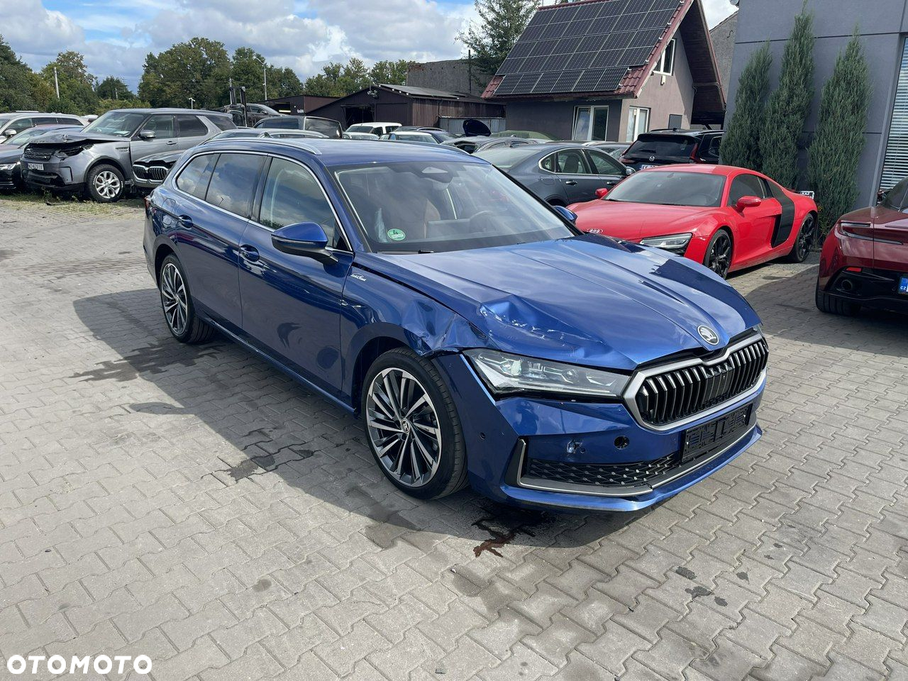 Skoda Superb 2.0 TDI SCR 4x4 L&K DSG - 2